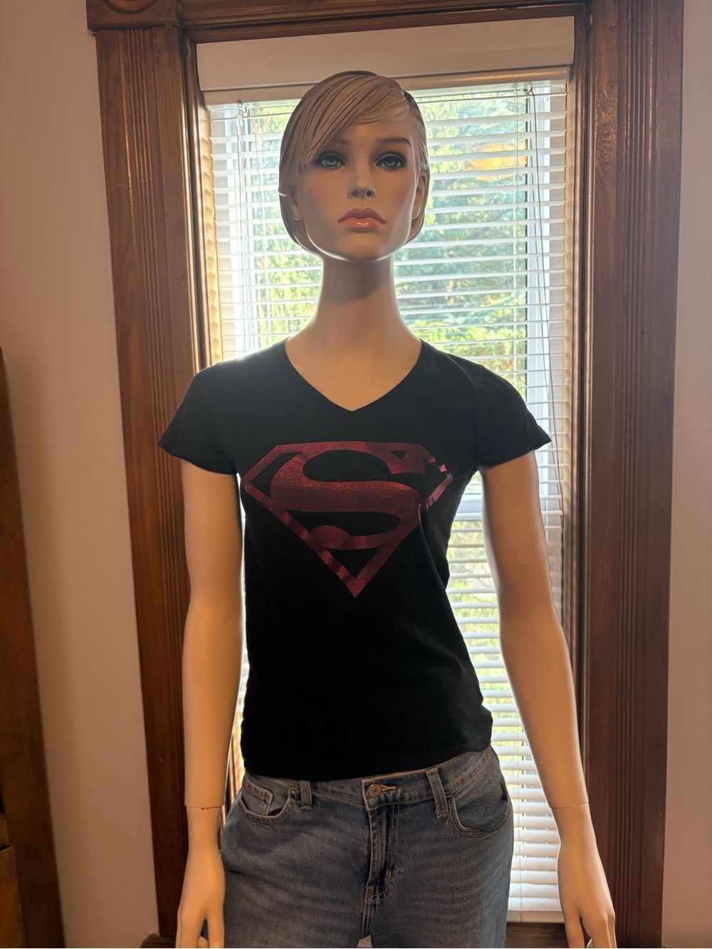 DC Comics Black V-Neck Tee with Metallic Red Superman Emblem